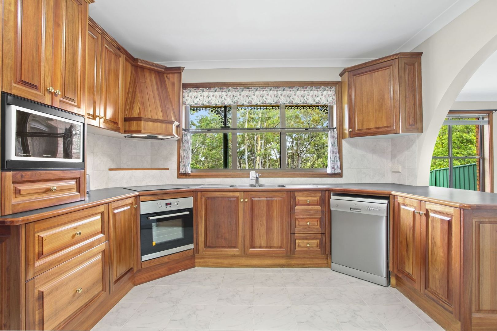 69 Ridge Street, Lawson NSW 2783 House For Rent 800 Domain