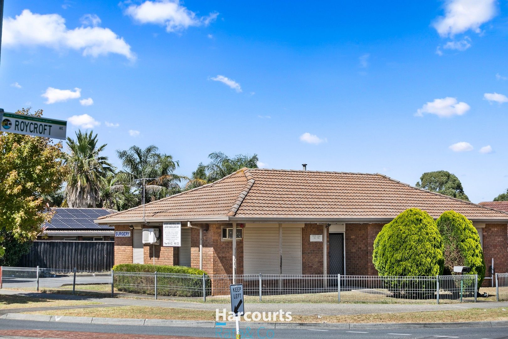 3 bedrooms House in 212 Roycroft Avenue MILL PARK VIC, 3082