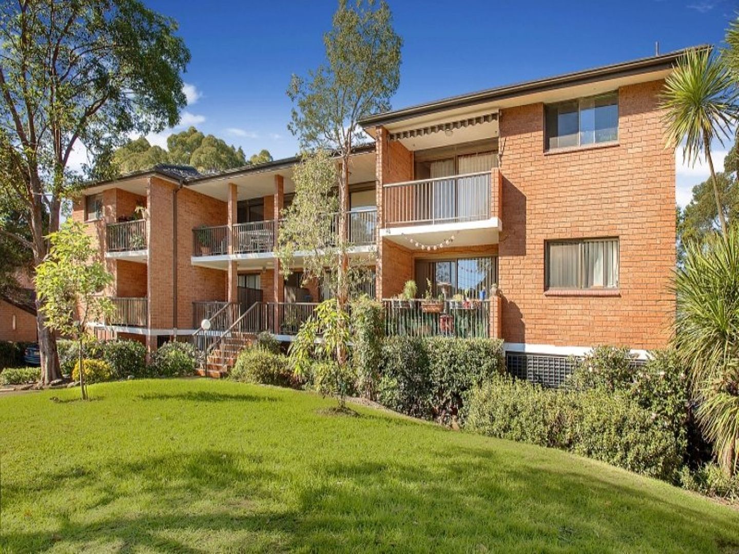 41 17 19 Busaco Road Marsfield Nsw 2122 Apartment For Rent Domain