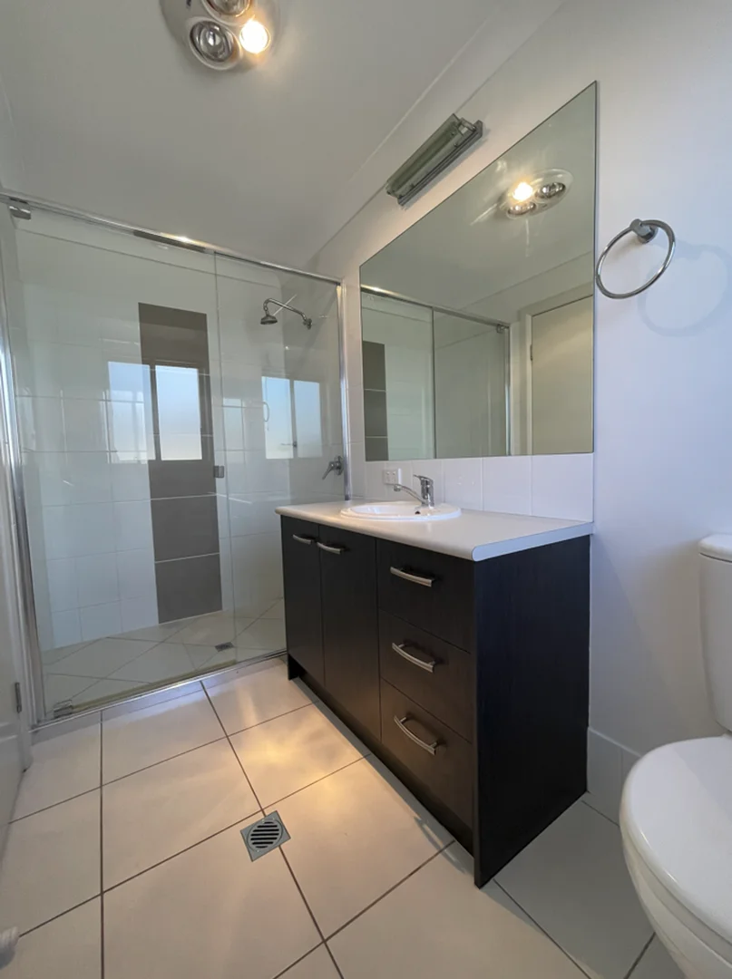 Additional image 6 of 16 Cypress Pines Drive, Miles QLD 4415