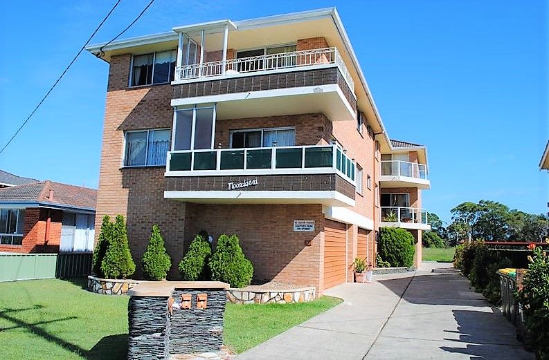 3 bedrooms Apartment / Unit / Flat in 2/27 Point Rd TUNCURRY NSW, 2428