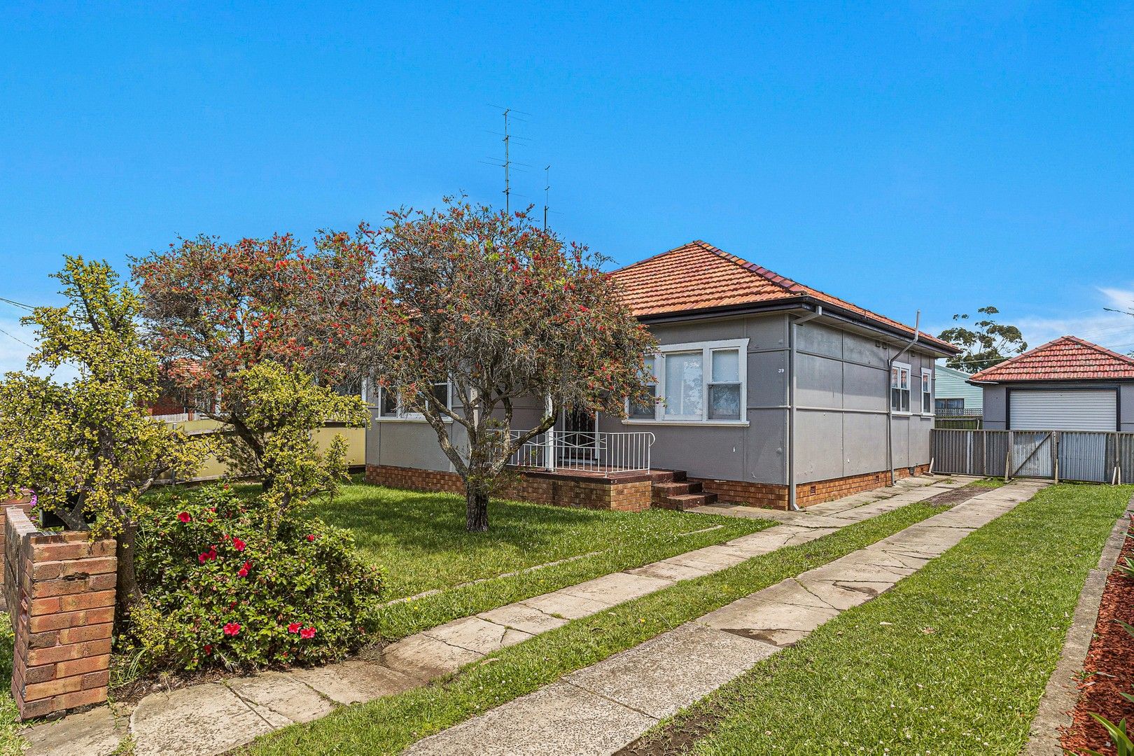 3 bedrooms House in 39 Beverley Avenue WARILLA NSW, 2528