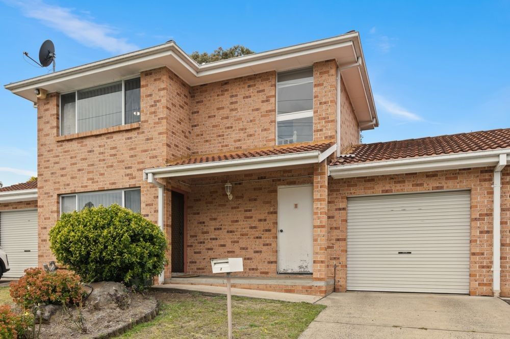 2 bedrooms Townhouse in 2/5 Guildford Place LEUMEAH NSW, 2560