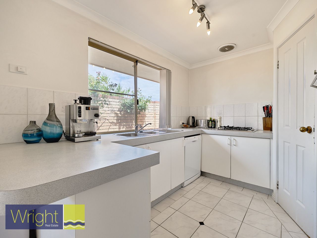 3/20 Drabble Road, Scarborough WA 6019, Image 2