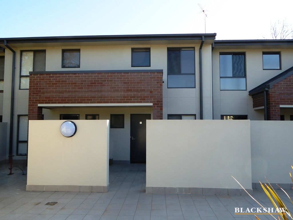 2 bedrooms Townhouse in 38/2 Archibald Street LYNEHAM ACT, 2602