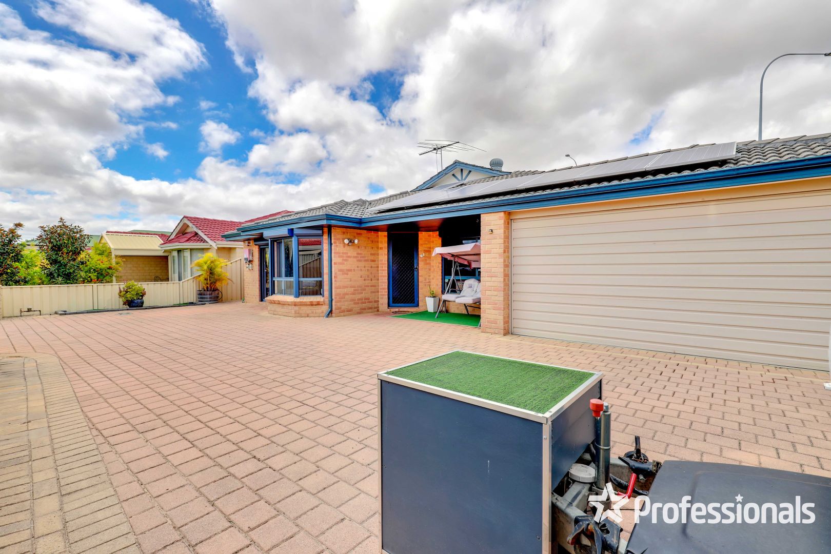 15 Lincoln Place, Canning Vale WA 6155, Image 1