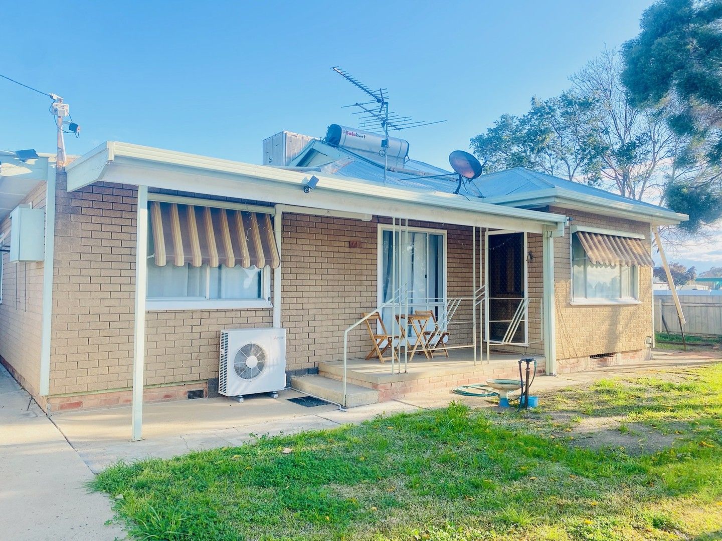2 bedrooms House in 440 Murray Street HAY NSW, 2711