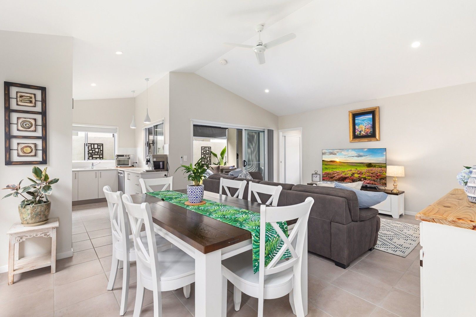 71/2-20 Island View Drive, Urangan QLD 4655, Image 0