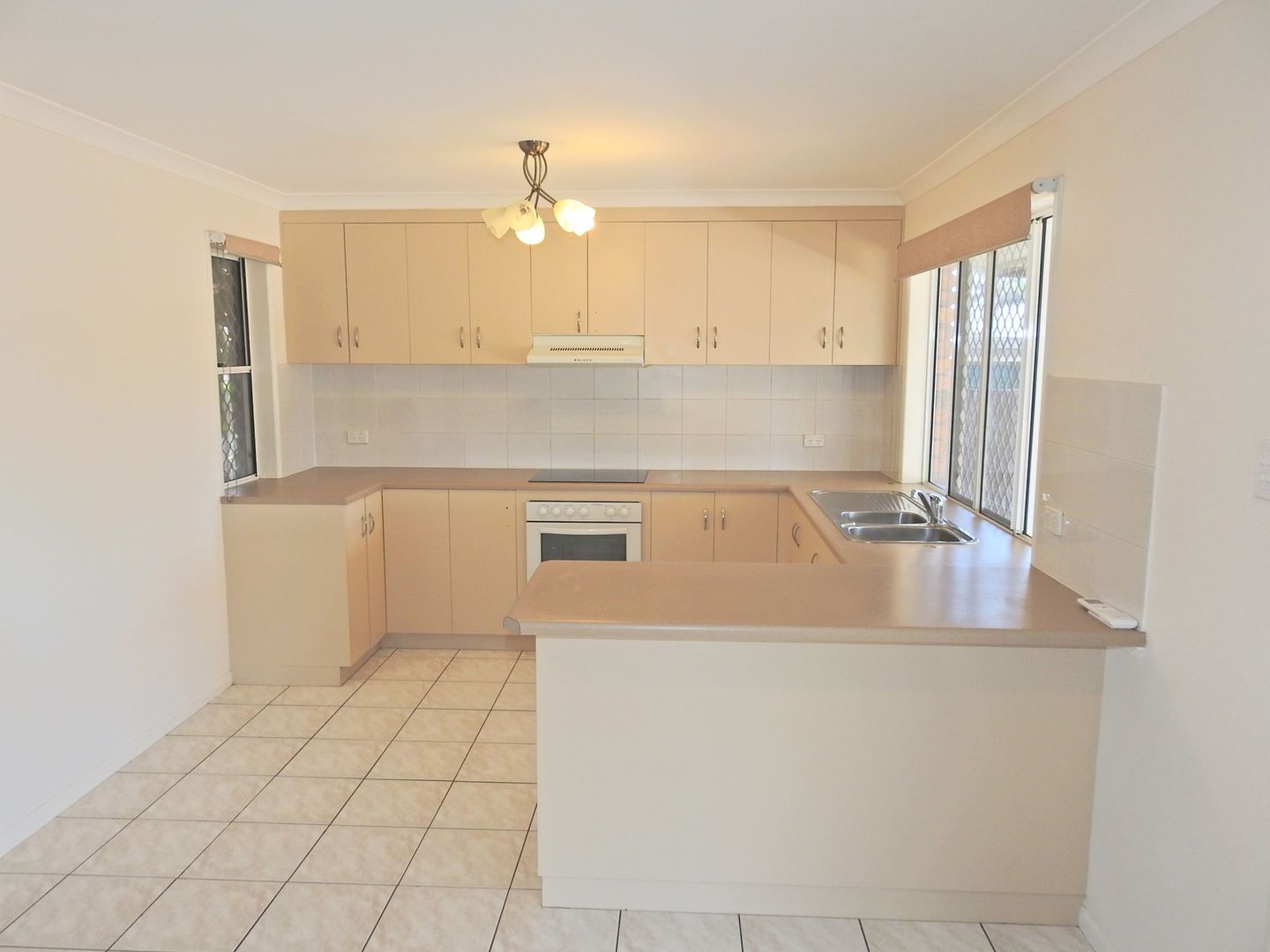 12 Dundee Court, Andergrove QLD 4740, Image 1