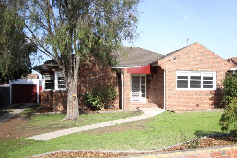 3 bedrooms House in 10 Culbin Avenue BELMONT VIC, 3216