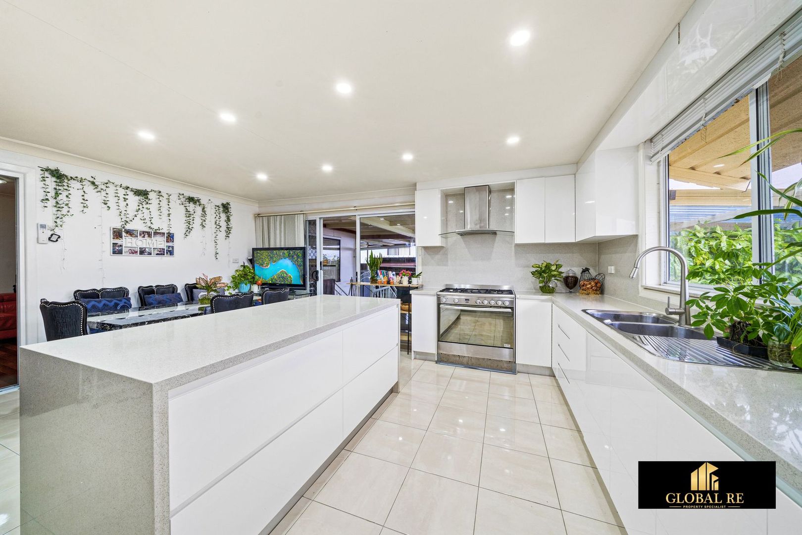 22 Stroker St, Canley Heights NSW 2166, Image 2