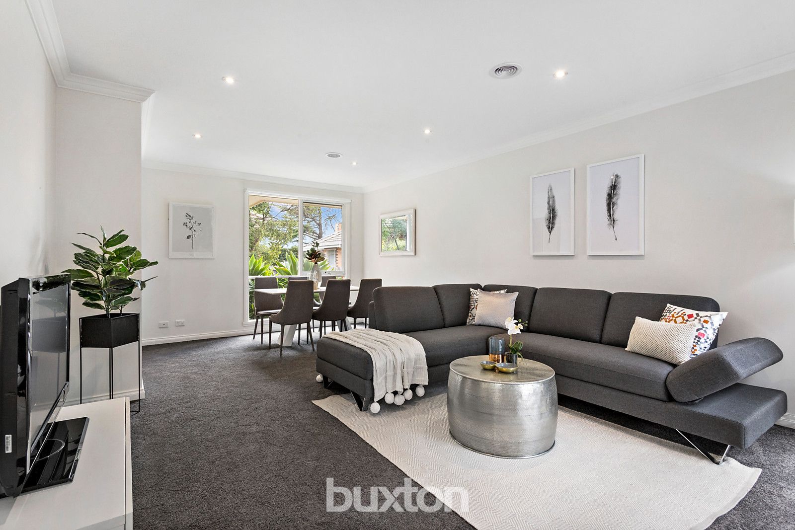 2/4 Douglas Street, Ashwood VIC 3147, Image 1