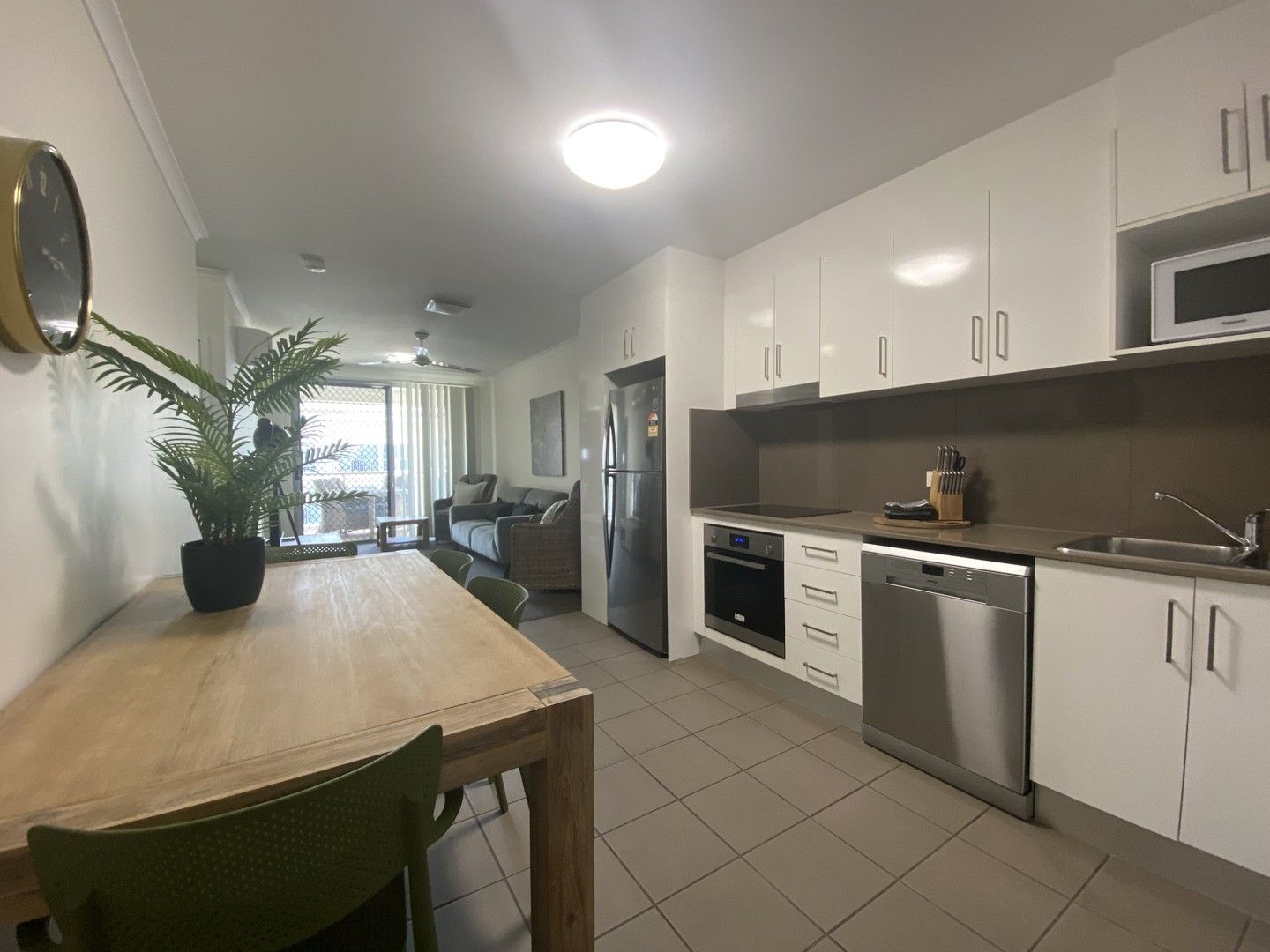 2 bedrooms Apartment / Unit / Flat in 25/11 Bacon Street MORANBAH QLD, 4744