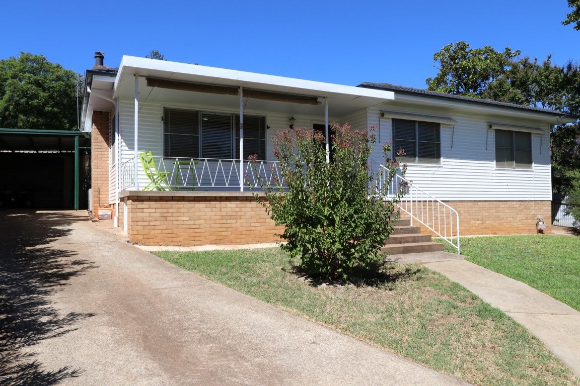 149 Carson Street, Temora NSW 2666, Image 0