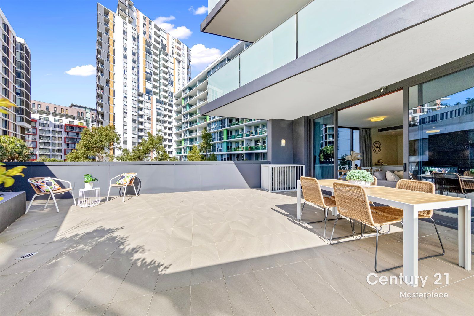 2 bedrooms Apartment / Unit / Flat in 105/7 Magdalene Terrace WOLLI CREEK NSW, 2205