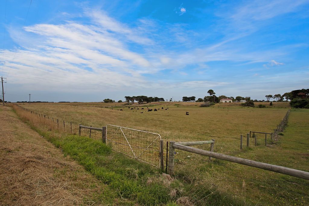 2, 26 Toolong Rd, Port Fairy VIC 3284, Image 1