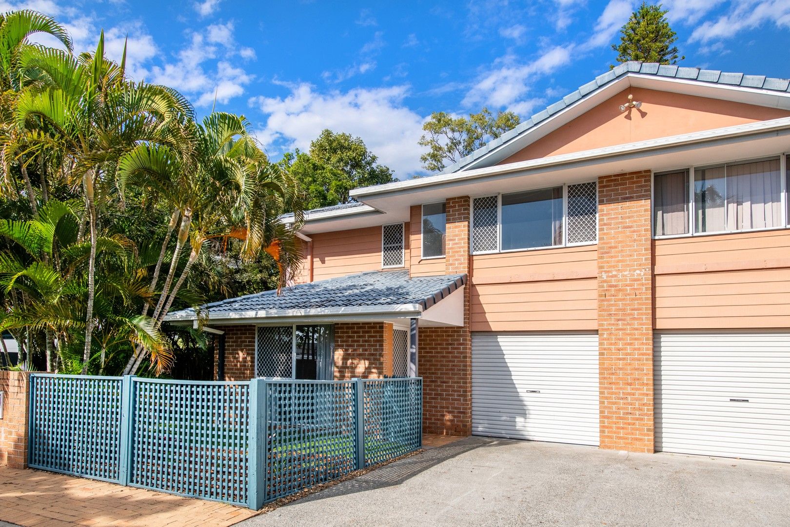 3 bedrooms Townhouse in 1/52-54 Margaret Street SOUTHPORT QLD, 4215