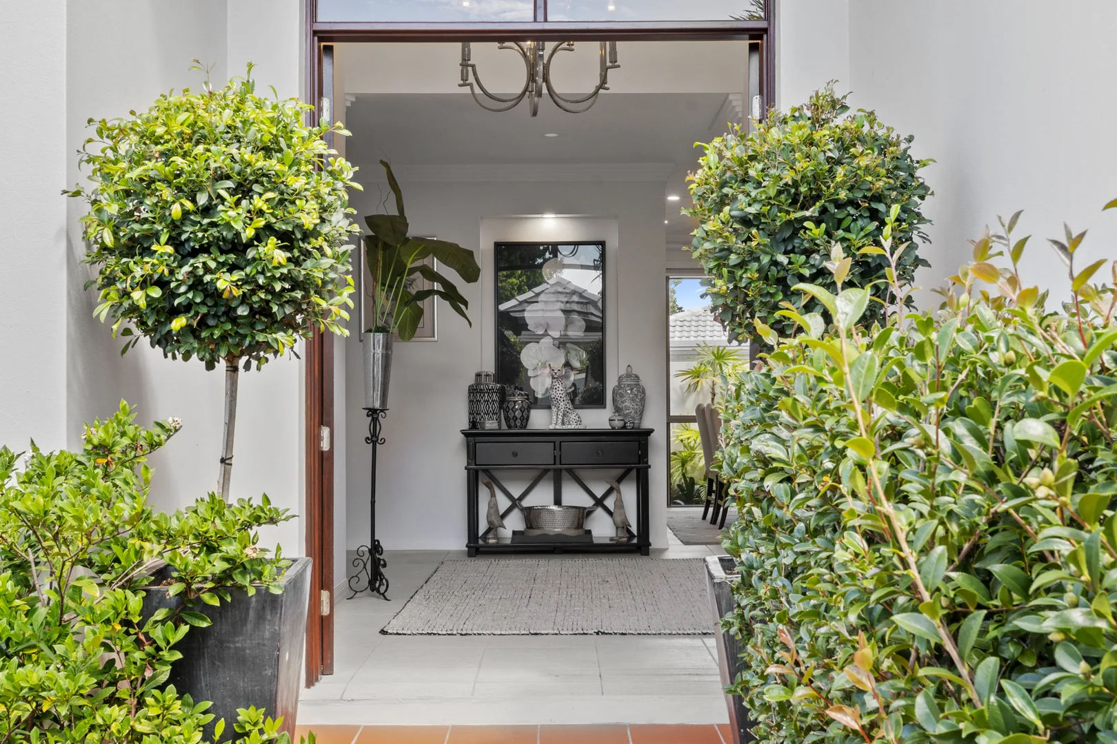 Additional image 2 of 6 Montserrat Court, Clear Island Waters QLD 4226