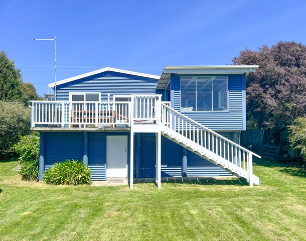 25 Beach Crescent, Greens Beach TAS 7270