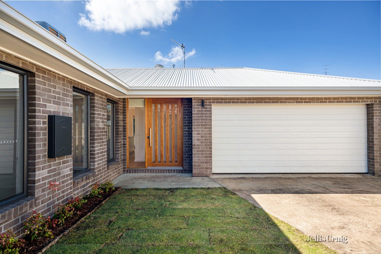 37A Victory Avenue, Alfredton VIC 3350 House For Rent 440 Domain