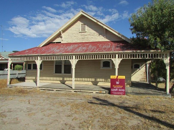 84 Anderson Street, Warracknabeal VIC 3393