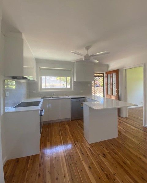 5 bedrooms House in 9 Mark Street ST MARYS NSW, 2760