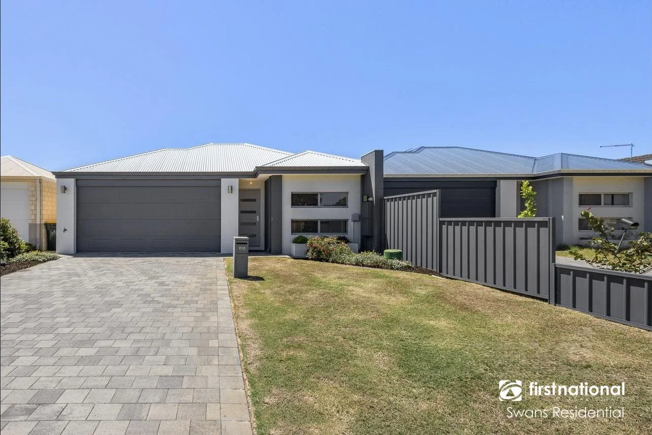 212 Lord Street, Caversham WA 6055