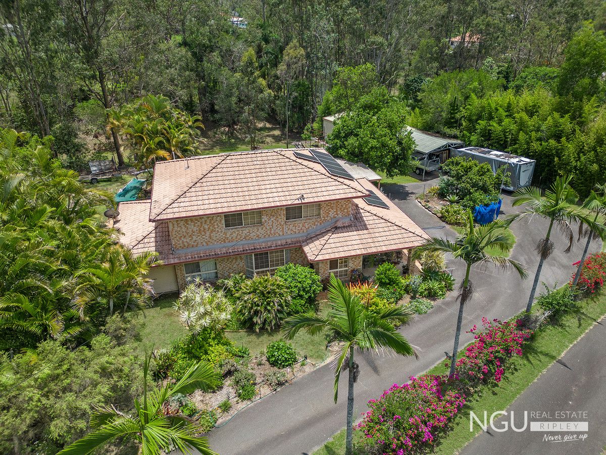 15 Seahorse Court, Karalee QLD 4306, Image 0