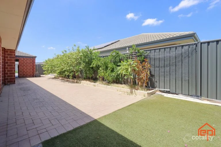 Additional image 27 of 11 Calvert Loop, Hilbert WA 6112