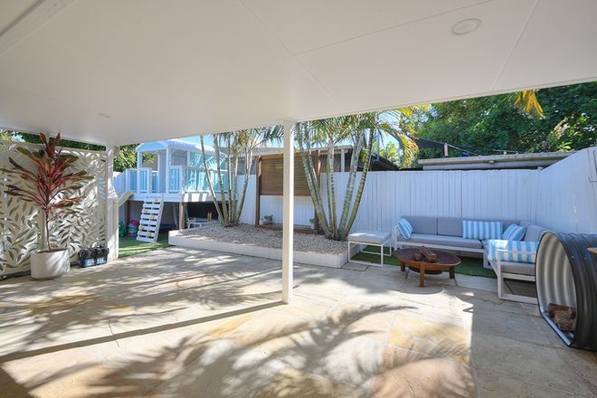 Picture of 1/3 Carrisa Crt, CURRUMBIN WATERS QLD 4223