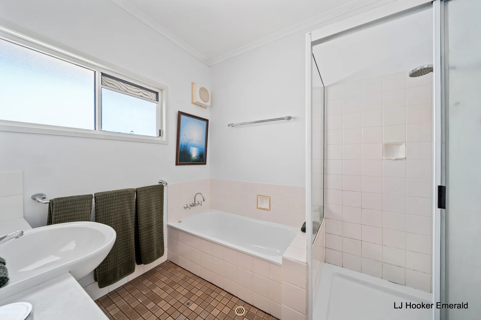 Additional image 11 of 11 Roseanne Road, Emerald QLD 4720