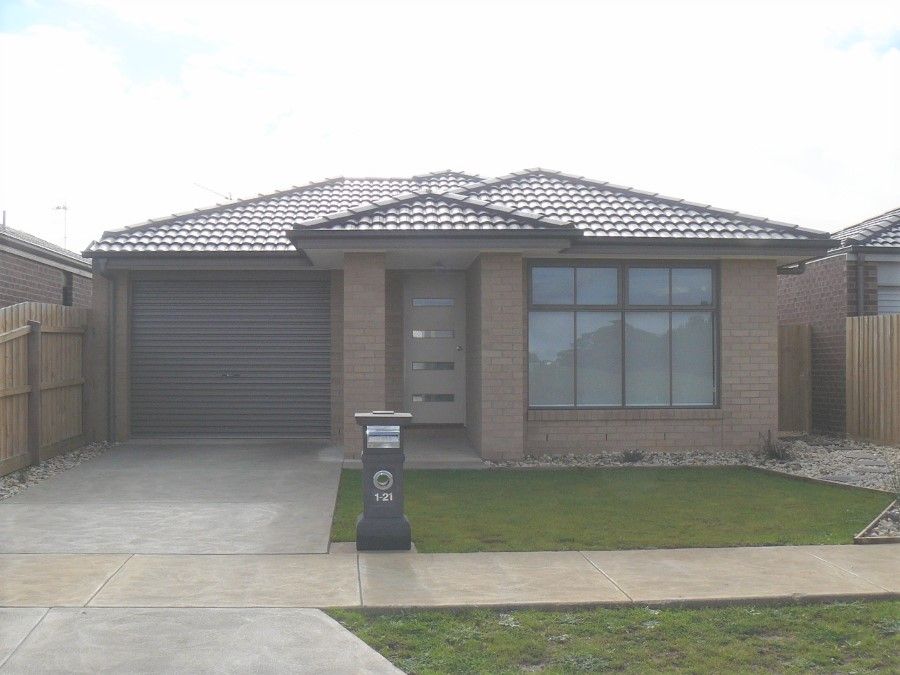 3 bedrooms Apartment / Unit / Flat in 1/21 Quarry Road WARRNAMBOOL VIC, 3280