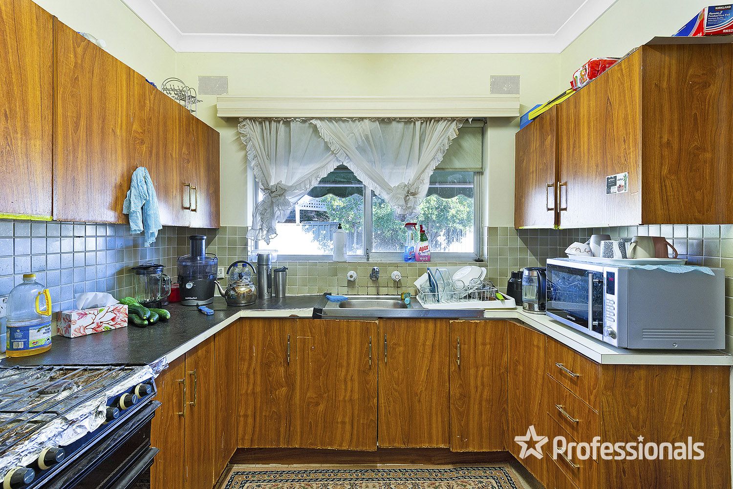 12 Harvey Avenue, Salisbury SA 5108, Image 2