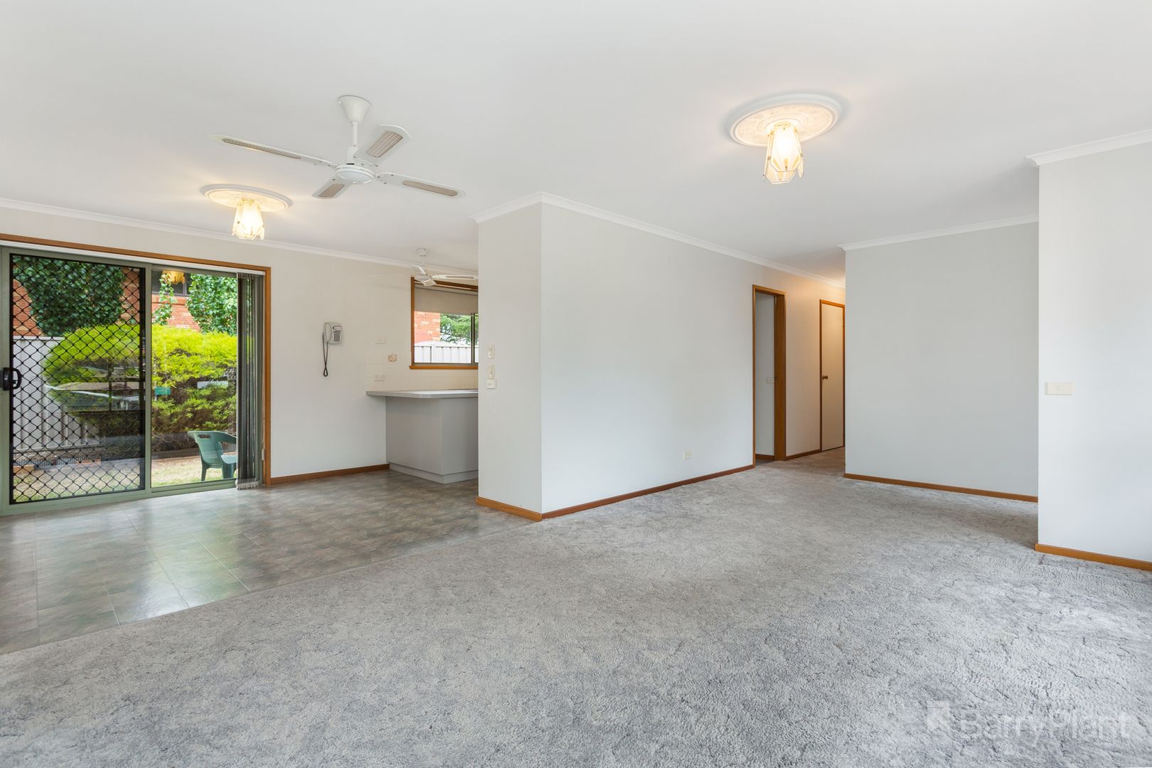 1/1 Jackman Court, Golden Square VIC 3555, Image 2