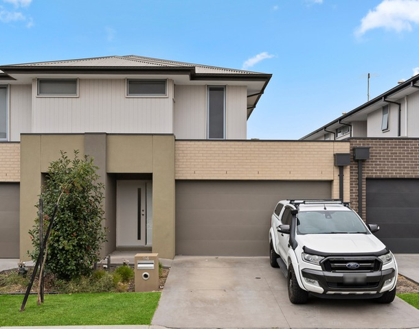 94 Regatta Drive, Craigieburn VIC 3064