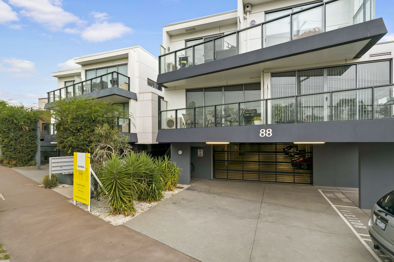 Sold 208 90 White Street Mordialloc Vic 3195 On 29 Dec 2020 2016090249 Domain