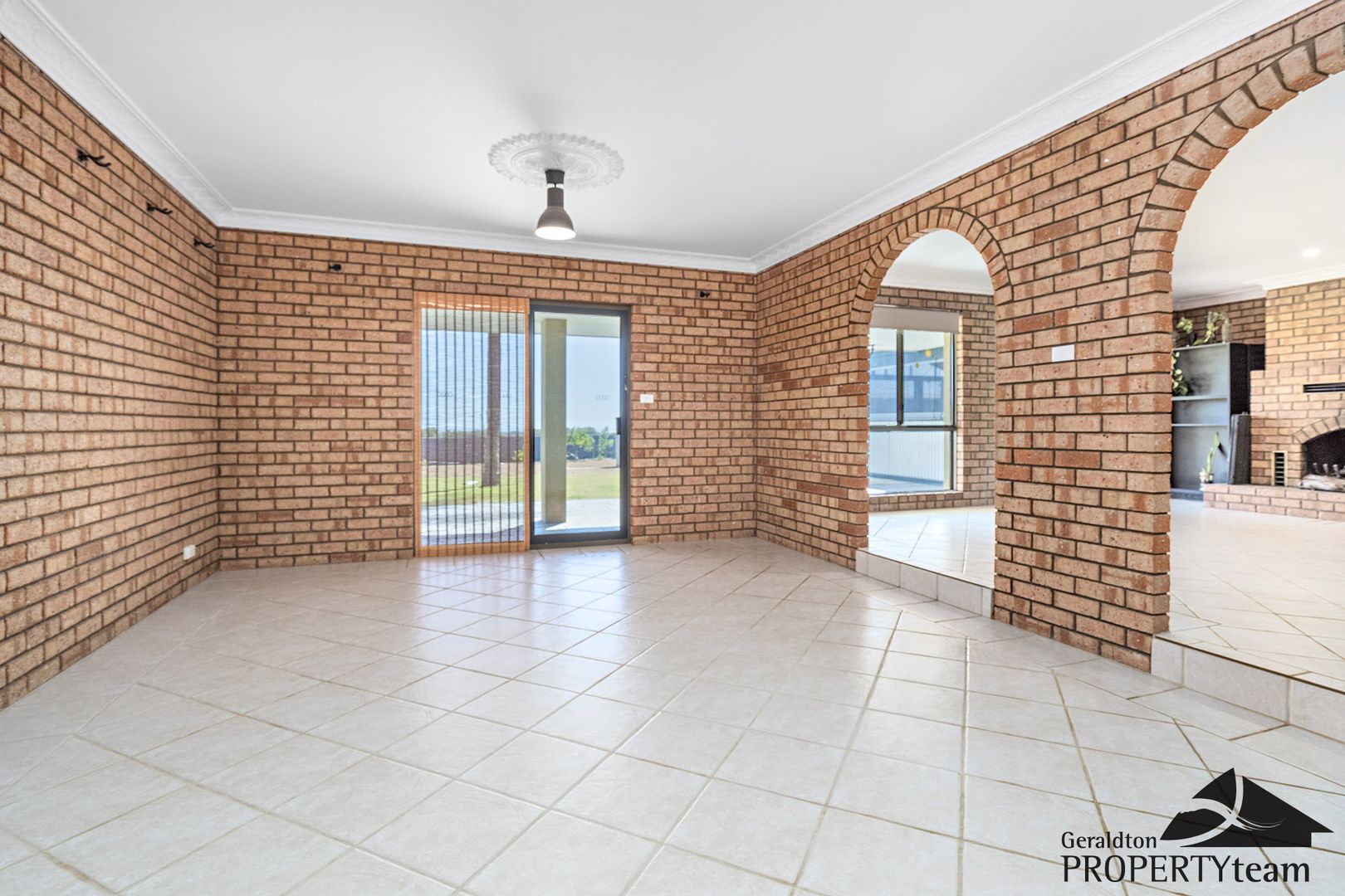 32 Webber Road, Moresby WA 6530, Image 2