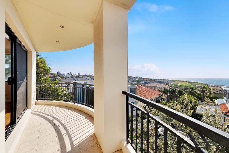 2 bedrooms Apartment / Unit / Flat in 14/30-32 Melrose Parade CLOVELLY NSW, 2031