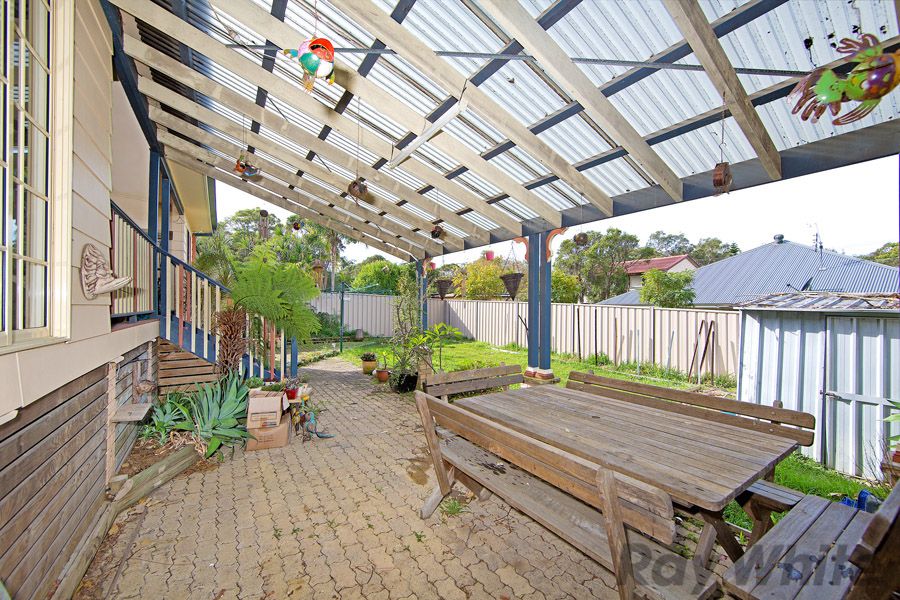 36 Elabana Avenue, CHAIN VALLEY BAY NSW 2259, Image 2