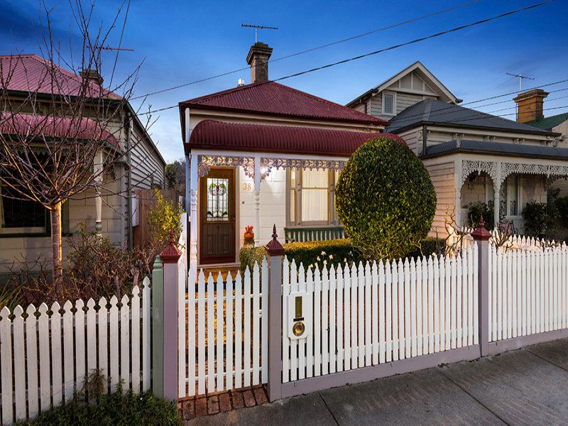 3 bedrooms House in 38 Munro Street ASCOT VALE VIC, 3032