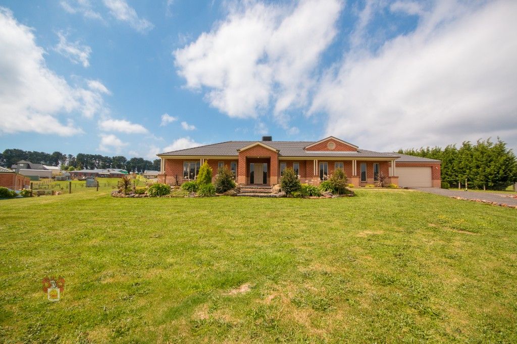 27 Elvin Drive, Kinglake VIC 3763, Image 0