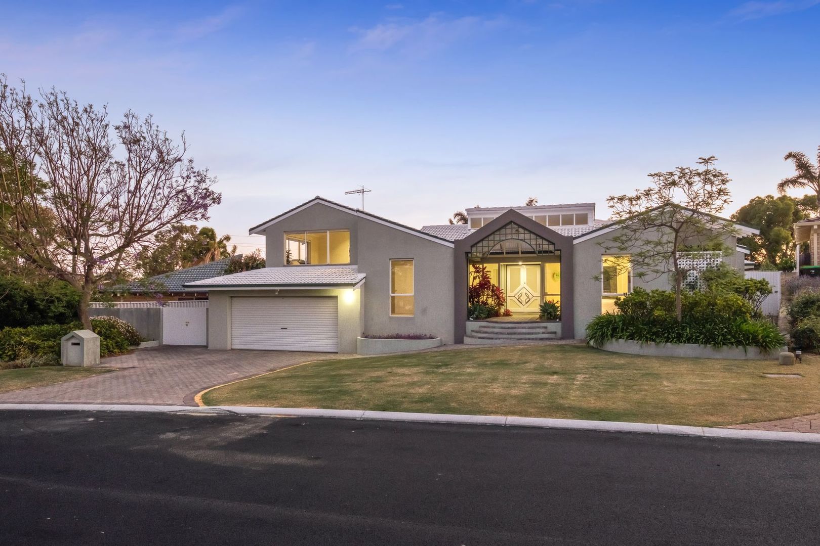 1 Killamarsh Place, Carin Property History & Address Research Domain