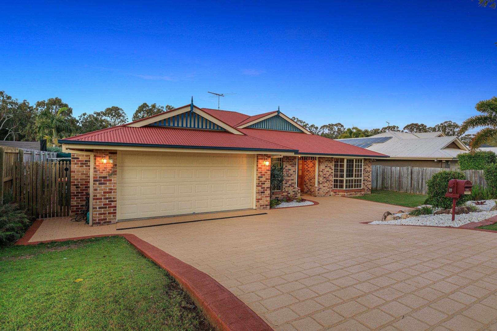 22 Tudar Place, Thornlands QLD 4164, Image 2