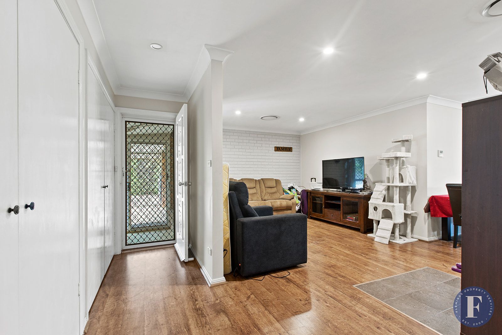 198 William Street, Young NSW 2594, Image 2