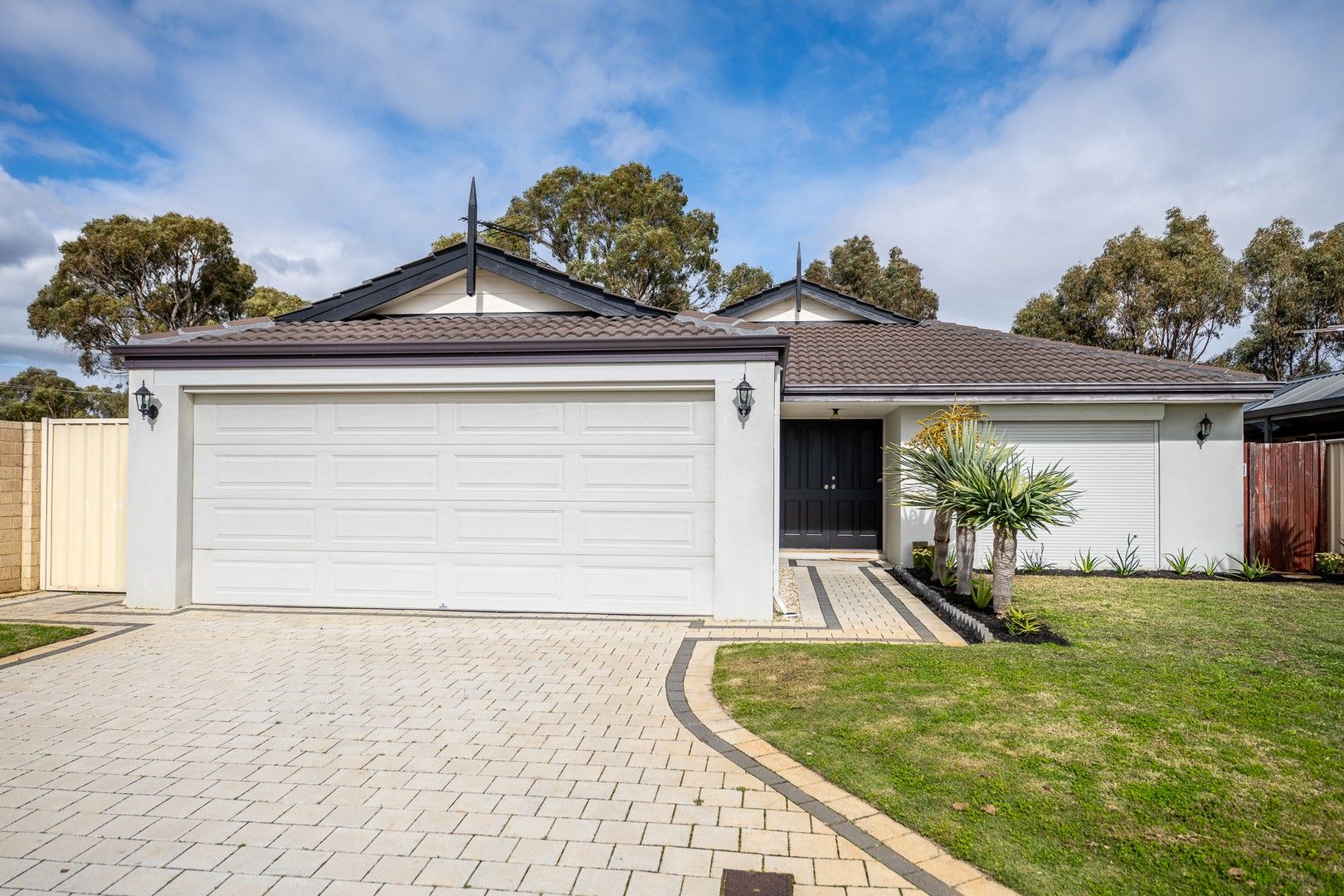 78 Highcliffe Circle, Lakelands WA 6180, Image 0