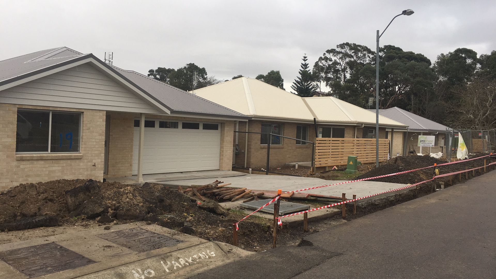 Mount Hutton NSW 2290 3 beds villa for Sale, From 460,000 470,000