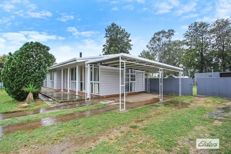 60 Read Street, Howlong NSW 2643