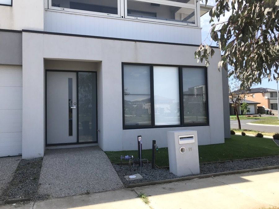 2 bedrooms Townhouse in 91 Goldeneye Circuit WERRIBEE VIC, 3030