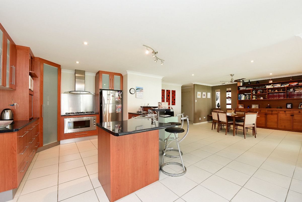 12 Calais Court, Kuluin QLD 4558, Image 1