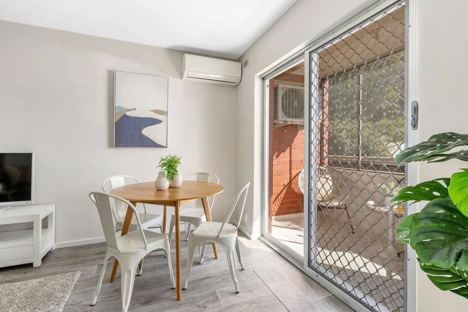 Additional image 8 of 9/6 York Street, Inglewood WA 6052